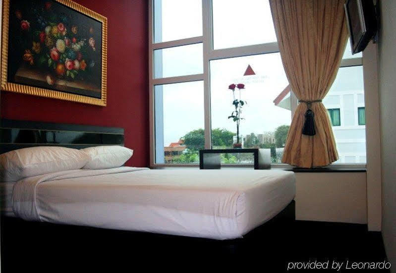 Hotel 81 Kovan Singapore Bagian luar foto